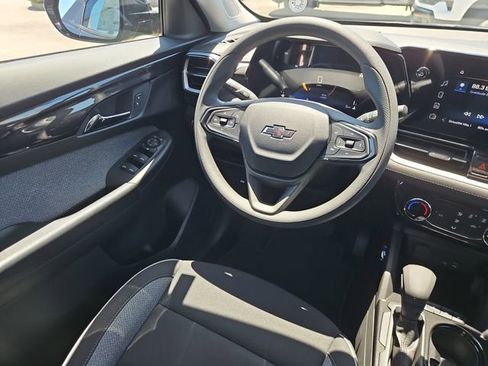 New 2026 Chevrolet TrailBlazer LT FWD image 9