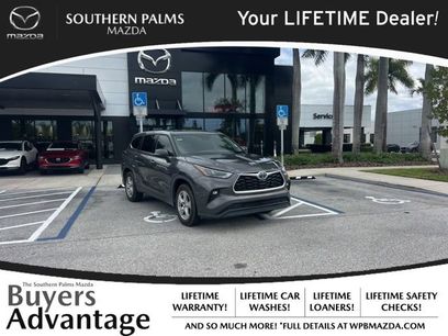 Used 2022 Toyota Highlander LE