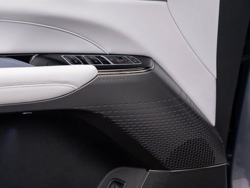 New 2026 Cadillac Lyriq Luxury image 16