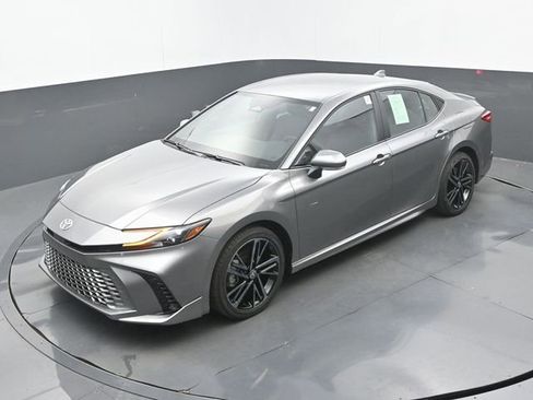 Used 2026 Toyota Camry XSE image 30