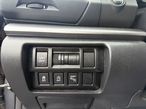 Certified 2023 Subaru Crosstrek 2.5i Limited image 21