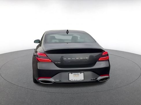 Used 2025 Genesis G70 2.5T image 12