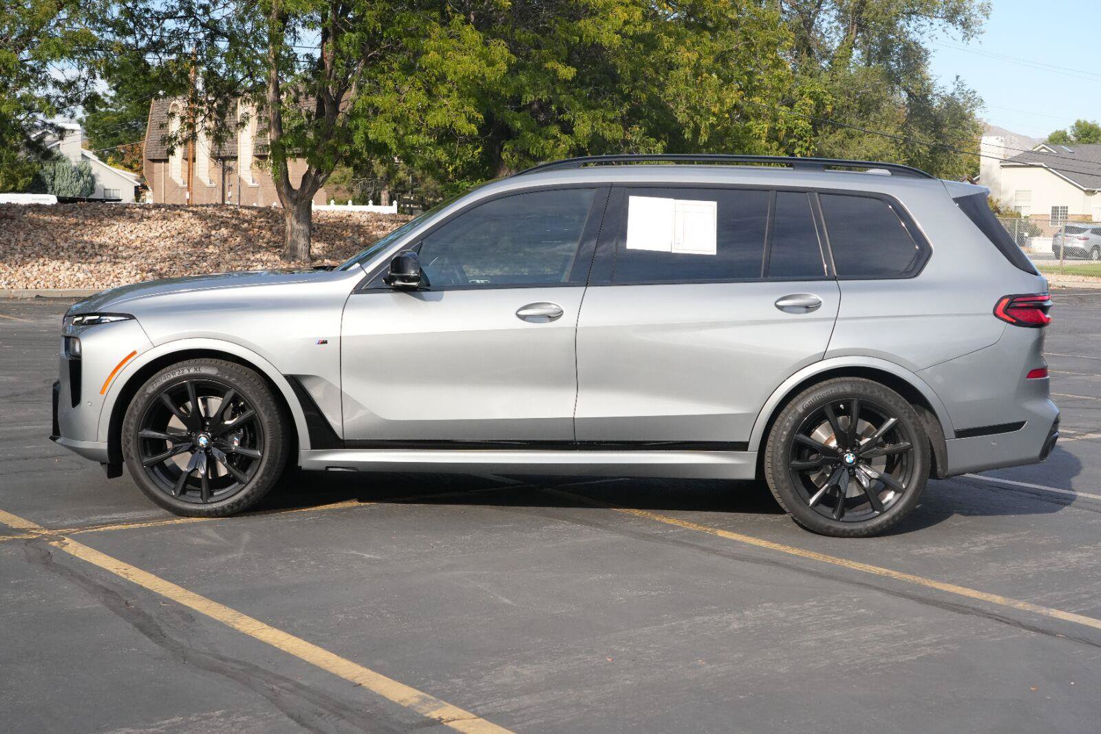 Used 2026 BMW X7 M60i AWD/4WD image 2