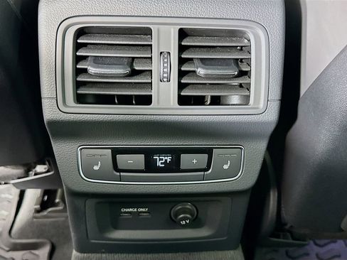 Used 2024 Audi SQ5 Prestige image 27