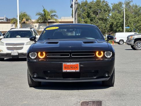 Used 2015 Dodge Challenger SXT Plus image 2