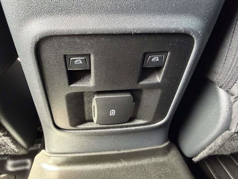 Used 2023 Ford Bronco 4-Door AWD/4WD image 15