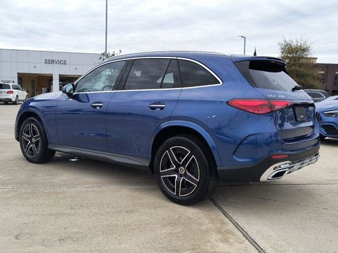 New 2025 Mercedes-Benz GLC 300 4MATIC image 3