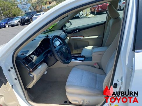 Used 2012 Toyota Camry XLE FWD image 27
