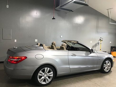 Used 2012 Mercedes-Benz E 350 Cabriolet image 5