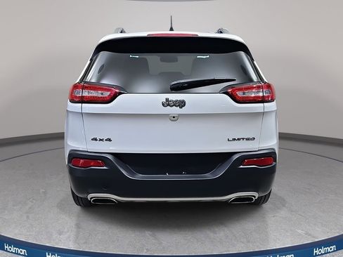 Used 2016 Jeep Cherokee Limited image 7