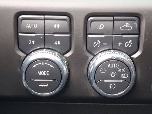 Certified 2022 GMC Sierra 1500 Denali image 22