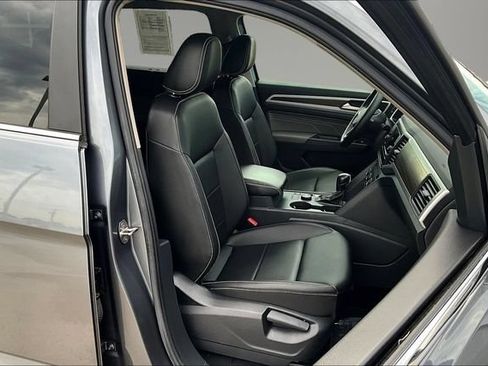 Used 2023 Volkswagen Atlas SE AWD/4WD image 29