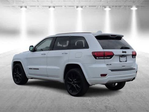 Used 2021 Jeep Grand Cherokee Laredo X AWD/4WD image 6