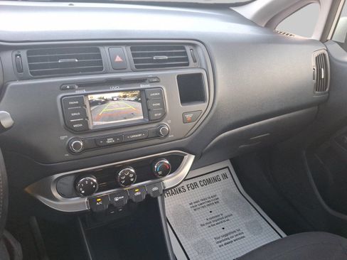 Used 2013 Kia Rio EX w/ Convenience Pkg image 8