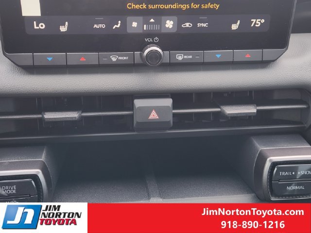 Used 2026 Toyota RAV4 SE AWD/4WD image 19