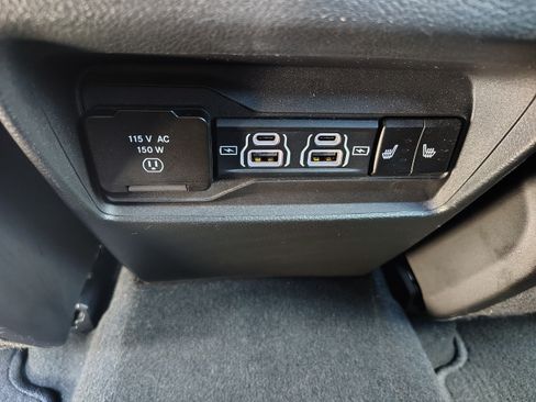 Certified 2024 Jeep Grand Cherokee Limited w/ Black Appearance Package AWD/4WD image 25