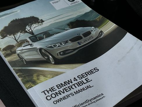 Used 2017 BMW 430i xDrive Convertible image 21