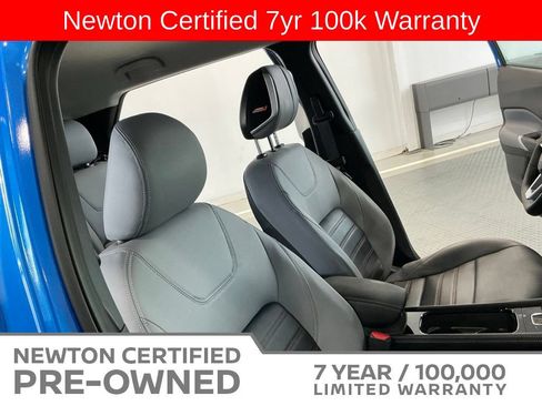 Used 2024 Nissan Kicks SR w/ SR Premium Package FWD image 17