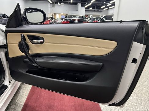 Used 2013 BMW 128i Convertible image 34