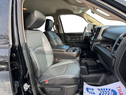 Used 2020 RAM 3500 Tradesman w/ Chrome Appearance Group image 22