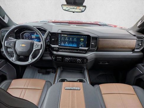Used 2026 Chevrolet Silverado 2500 High Country w/ High Country Premium Package AWD/4WD image 20