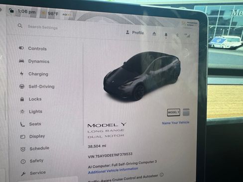 Used 2022 Tesla Model Y Long Range AWD/4WD image 7