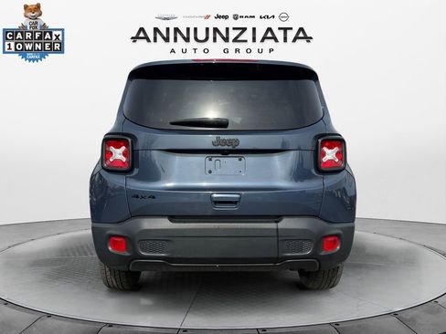 Certified 2023 Jeep Renegade Latitude image 4