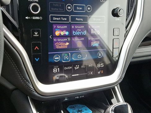 Used 2020 Subaru Outback Limited image 18