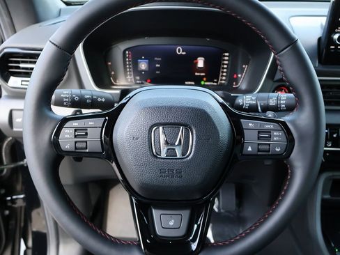 New 2025 Honda Pilot Black Edition image 21