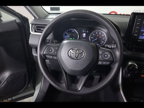 Used 2020 Toyota RAV4 XLE w/ All Weather Liner Package AWD/4WD image 23