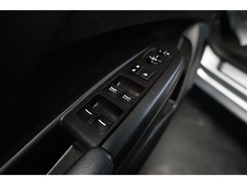 Used 2017 Acura RDX AWD w/ Advance Package image 17