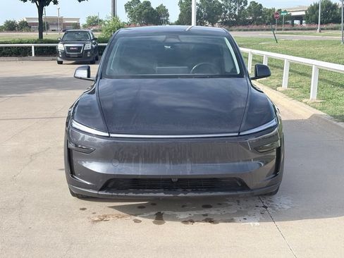 Used 2026 Tesla Model Y Long Range AWD/4WD image 2