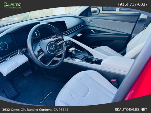 Used 2023 Hyundai Elantra Limited FWD image 16