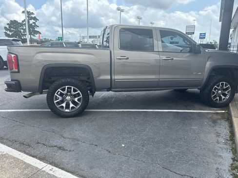 Used 2017 GMC Sierra 1500 SLT AWD/4WD image 2
