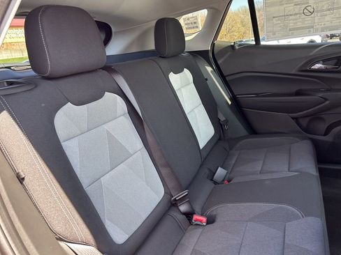 New 2026 Chevrolet Trax LS w/ LS Convenience Package FWD image 37