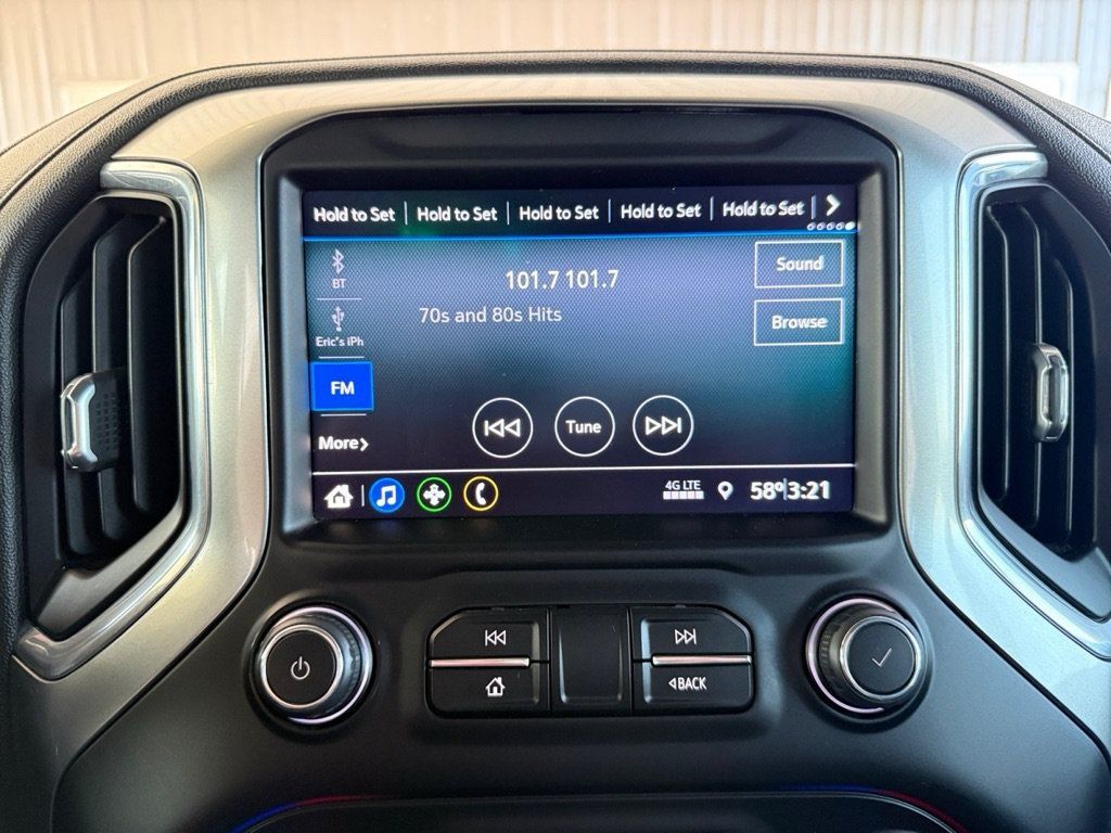 Used 2020 Chevrolet Silverado 1500 LT w/ Fleet Comfort Package AWD/4WD image 17