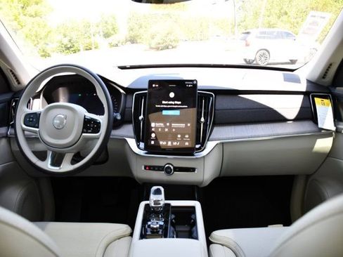 New 2026 Volvo XC90 B6 Ultra w/ Protection Package Premier AWD/4WD image 18