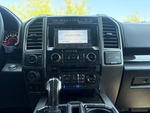 Used 2018 Ford F150 Raptor w/ Equipment Group 802A Luxury AWD/4WD image 22