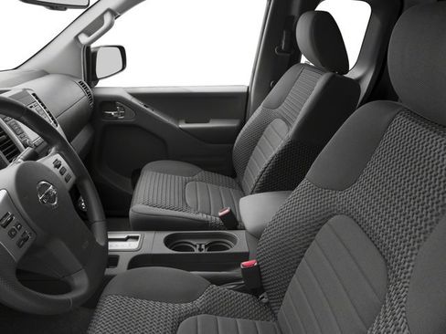 Used 2018 Nissan Frontier SV RWD image 12