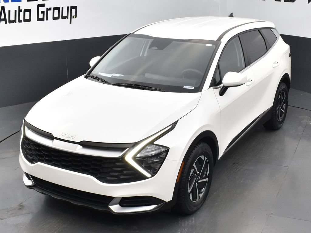 Used 2023 Kia Sportage LX FWD image 9