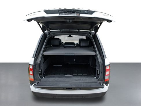 Used 2017 Land Rover Range Rover Supercharged image 59