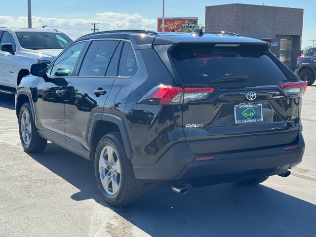 Used 2025 Toyota RAV4 XLE FWD image 2