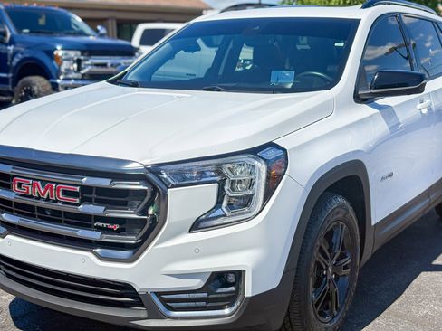 Used 2022 GMC Terrain AT4 w/ Infotainment Package II AWD/4WD image 10