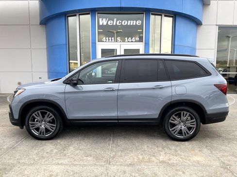 Certified 2022 Honda Pilot Sport image 1