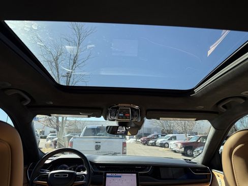 Used 2022 Jeep Grand Cherokee Summit image 38