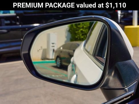 Used 2019 Lexus RX 450h AWD w/ Navigation Package image 7