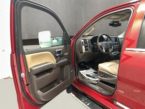 Used 2019 GMC Sierra 3500 Denali w/ Duramax Plus Package image 9