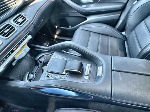 New 2026 Mercedes-Benz GLS 580 4MATIC image 22