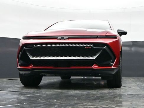 Used 2024 Chevrolet Equinox EV RS FWD image 36