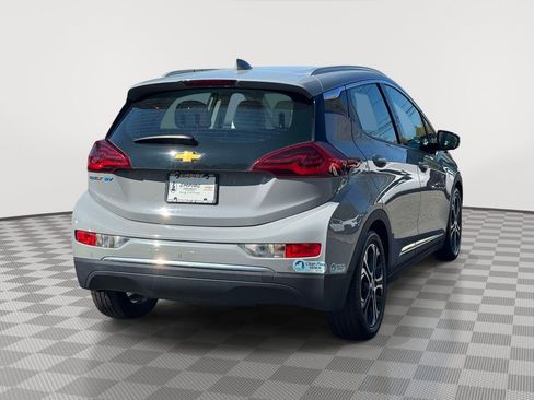 Used 2020 Chevrolet Bolt Premier w/ Infotainment Package FWD image 3